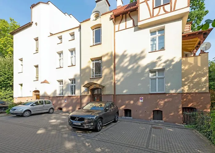Lion Apartments - Modern Apartment With Perfect Location